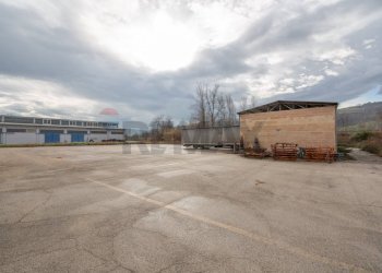 Casa all\'aperto - Capannone C.DA CANCELLI
 
SNC, Castilenti - foto 38