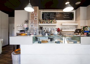 Cucina - Cafeteria - Cold Bar Piazza Quattro Novembre
 
1, Milano - photo 9