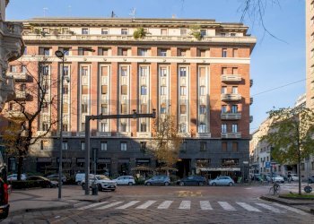 Edificio all\'aperto - Cafeteria - Cold Bar Piazza Quattro Novembre
 
1, Milano - photo 14