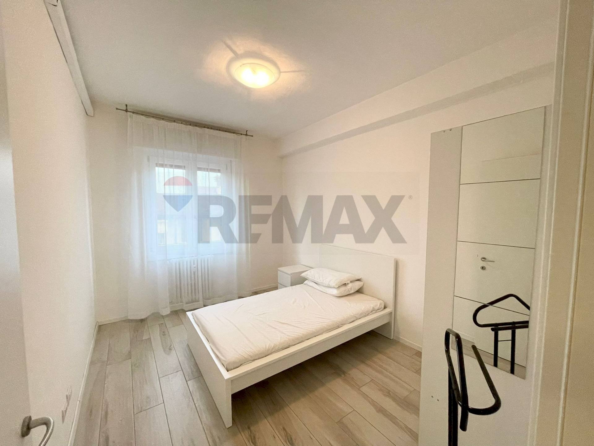 Camera / camera da letto - Terreno non edificabile Via Console Marcello
 
4, Milano - foto 3