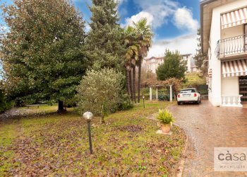 Foto 2 - Villa VIA PORRO
 
221, Induno Olona - foto 2