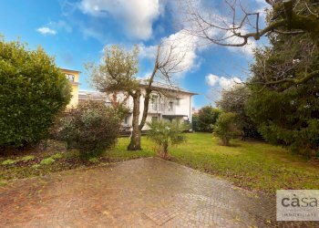 Foto 10 - Villa VIA PORRO
 
221, Induno Olona - foto 10