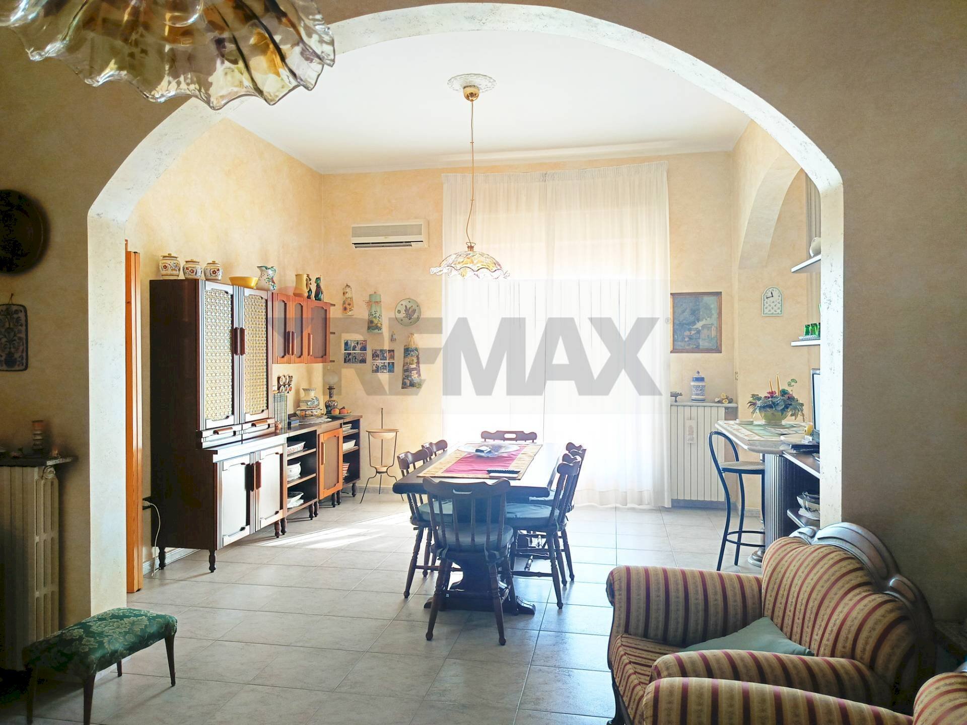 Sala da pranzo - Appartamento Via Giosuè Carducci
 
8, Torchiarolo - foto 1