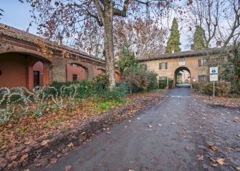 Foto 1 - Villa Vittorio Emanuele II
 
6/8, Peschiera Borromeo - foto 1