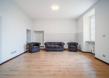 Foto 8 - Villa Vittorio Emanuele II
 
6/8, Peschiera Borromeo - foto 8