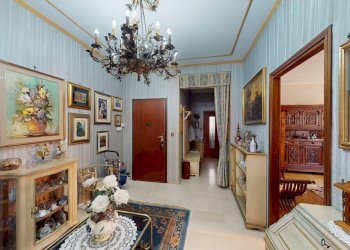 Foto 5 - Four-room apartment Via Forno Canavese
 
6, Torino - photo 5