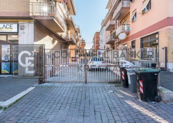 Foto 3 - Box Via di Morena
 
80, Ciampino - foto 3