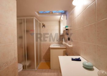 Bagno - Casa semi indipendente Piazzetta Antonio Tondo
 
3, Lequile - foto 20