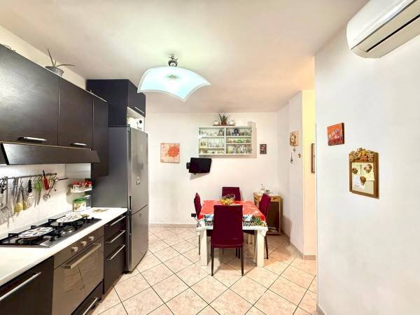 Foto 2 - Trilocale via amalfi
52, Pomezia - foto 2