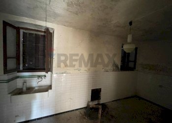 Stanza vuota - Rustico Cascina Vallazza, Borgomanero - foto 5