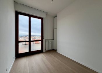 Foto 11 - Quadrilocale Via Rainoldi
 
23, Varese - foto 11