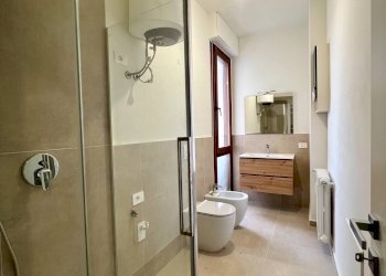 Foto 14 - Quadrilocale Via Rainoldi
 
23, Varese - foto 14