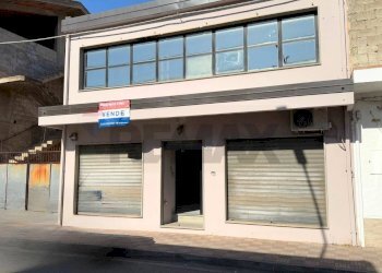 Edificio all\'aperto - Four-room apartment Serramanna - photo 4