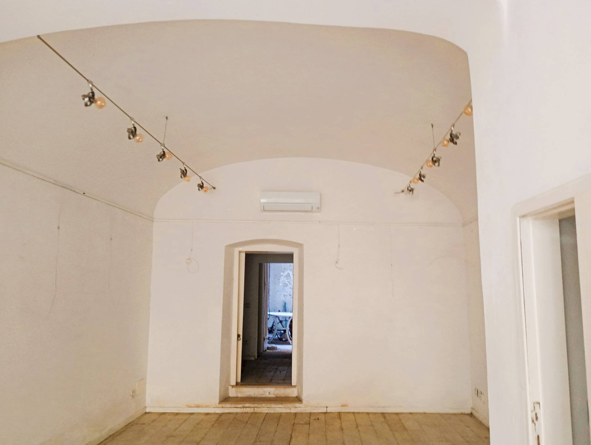 Foto 1 - Locale Commerciale Via Giuseppe Verdi
 
16, Firenze - foto 1