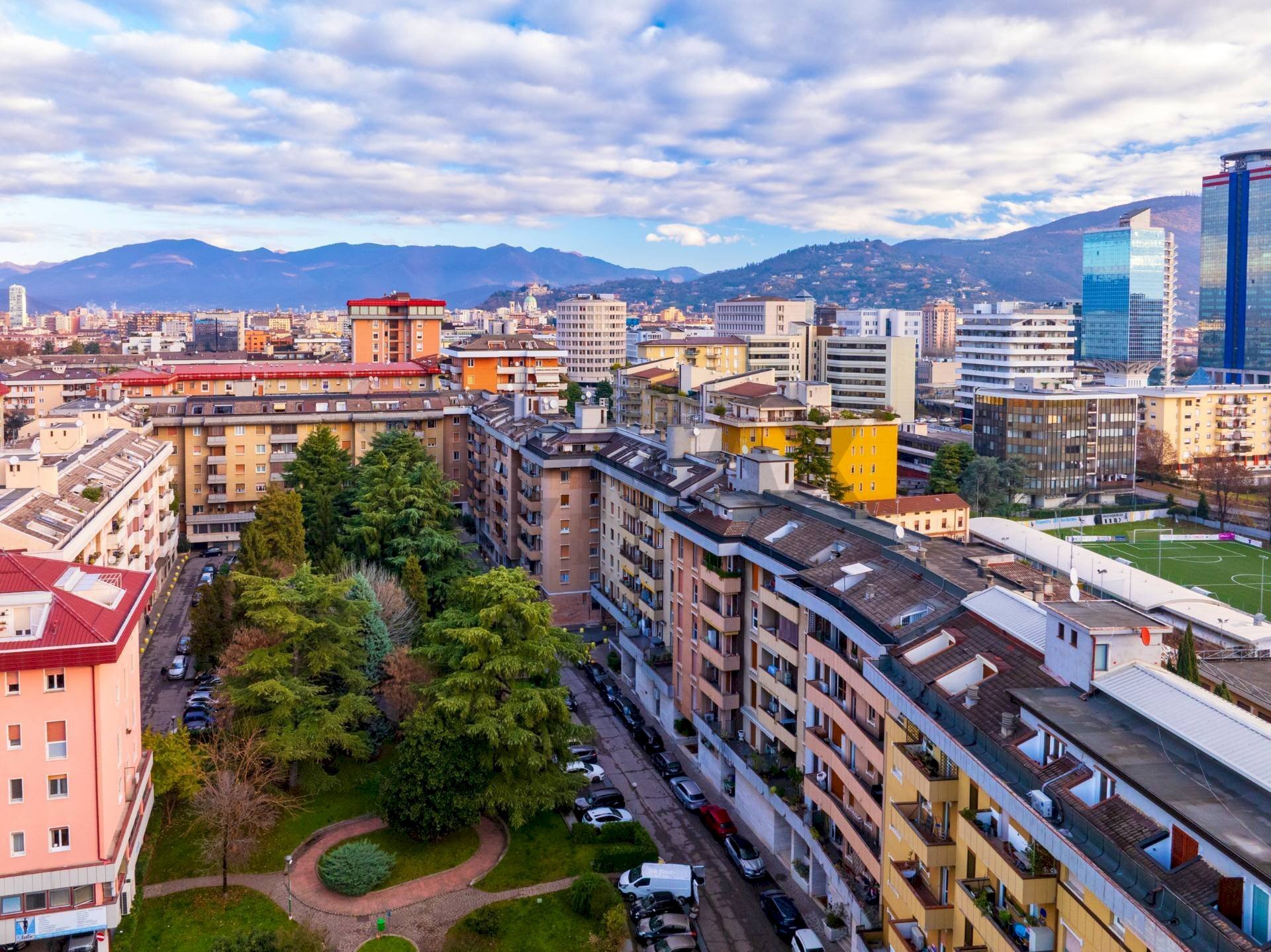 Edificio all\'aperto - Trilocale via Cipro
 
88, Brescia - foto 2