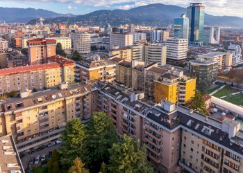 Edificio all\'aperto - Trilocale via Cipro
 
88, Brescia - foto 6