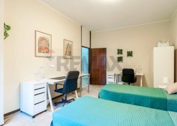 Camera / camera da letto - Trilocale via Cipro
 
88, Brescia - foto 13