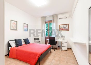 Camera / camera da letto - Trilocale via Cipro
 
88, Brescia - foto 18