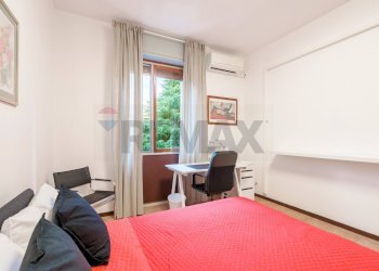 Camera / camera da letto - Trilocale via Cipro
 
88, Brescia - foto 19