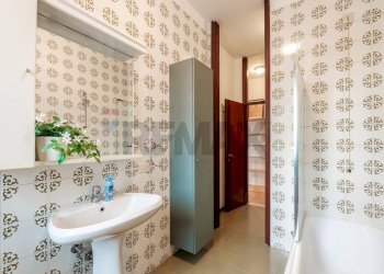 Bagno - Trilocale via Cipro
 
88, Brescia - foto 31