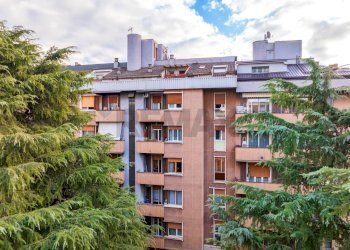 Edificio all\'aperto - Trilocale via Cipro
 
88, Brescia - foto 34