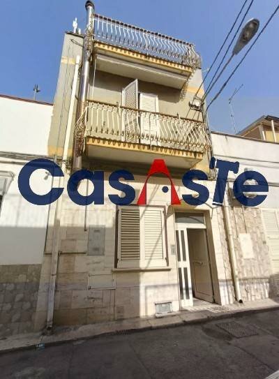 Foto 1 - Independent house Via XXIV Maggio
 
62, Canosa di Puglia - photo 1