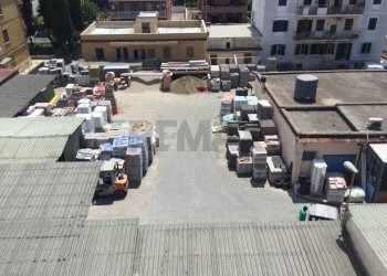 Edificio all\'aperto - Commercial Premises via Cornelia
 
46, Roma - photo 3