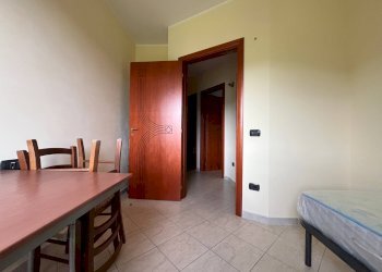 Foto 10 - Quadrilocale traversa III viale crotone
 
2, Catanzaro - foto 10