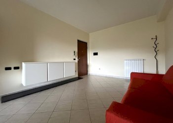 Foto 18 - Quadrilocale traversa III viale crotone
 
2, Catanzaro - foto 18