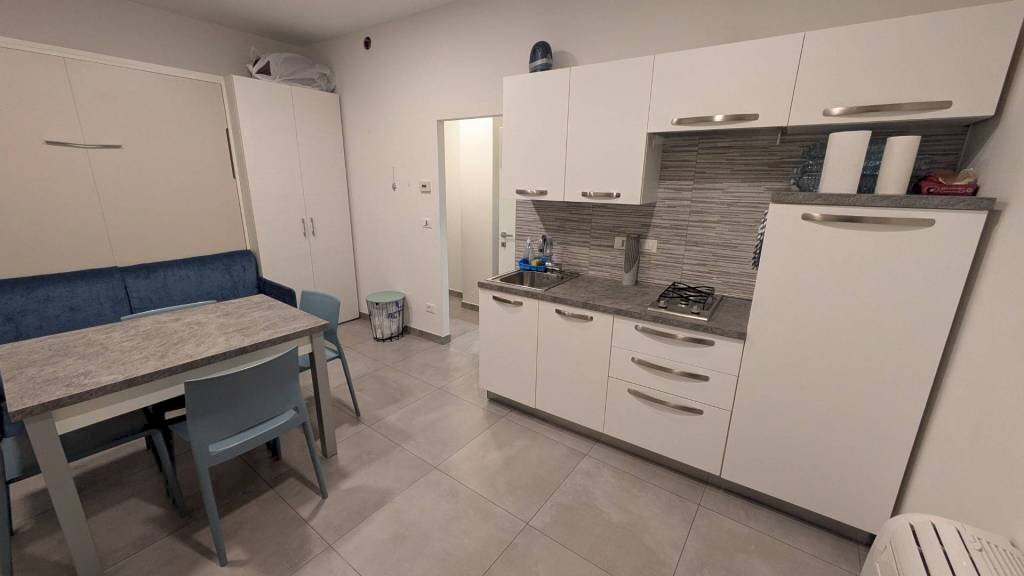 Cucina - Monolocale via Mascarella, 80, Bologna (zona Irnerio) - foto 1