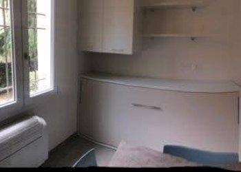 Sala da pranzo - Monolocale via Mascarella, 80, Bologna (zona Irnerio) - foto 8