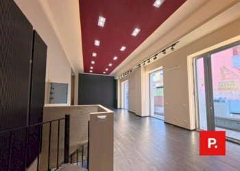 Foto 15 - Commercial Premises via san carlo, Caserta - photo 15