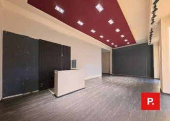 Foto 16 - Commercial Premises via san carlo, Caserta - photo 16