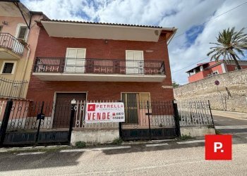 Foto 1 - Casa indipendente Via Grassi
 
1, Caserta - foto 1