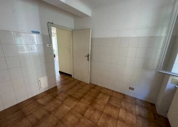 Cucina - Three-room apartment vico Sinope, Genova (neighborhood Pegli) - photo 8