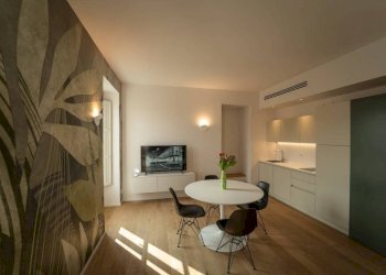 Salone - Monolocale via San Francesco di Paola, 3, Torino (zona Centro) - foto 1