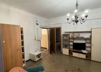 Salone - Quadrilocale all'asta via Gian Battista Gaulli, 13, Genova (zona Marassi) - foto 5