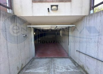 Box auto - Villa Pianoro - foto 40