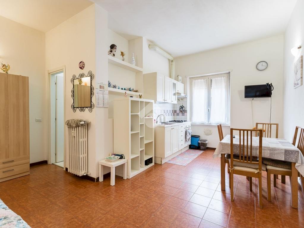 One-room apartment Via val di ledro, Milano (neighborhood Niguarda) - photo 1