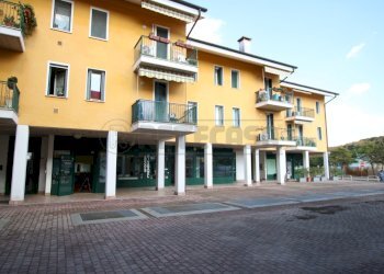 IMG_7607.JPG - Locale Commerciale Arcugnano - foto 1