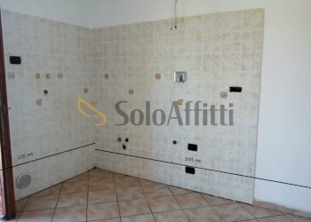 cucina 1.jpg - Trilocale Str. Baldissero 82, Chieri - foto 9