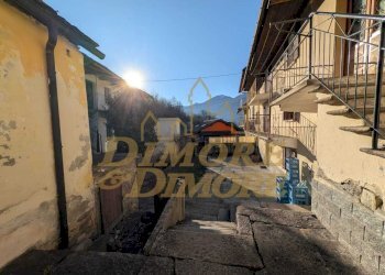 Vista piazzetta in comunione.jpeg - Villa via beura, Beura-Cardezza - photo 5