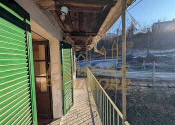 Balcone secondo piano 2.jpeg - Villa via beura, Beura-Cardezza - photo 14