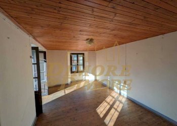 Secondo locale secondo piano.jpeg - Villa via beura, Beura-Cardezza - photo 17