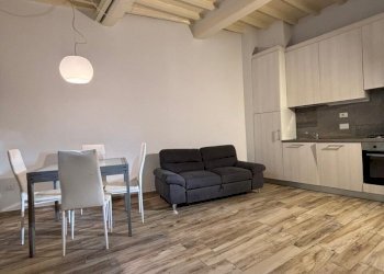 PHOTO-2026-01-07-17-56-123.jpg - Bilocale Piazza Acciaiuoli, Firenze - foto 6