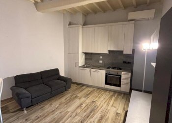 PHOTO-2026-01-07-17-56-148.jpg - Bilocale Piazza Acciaiuoli, Firenze - foto 12