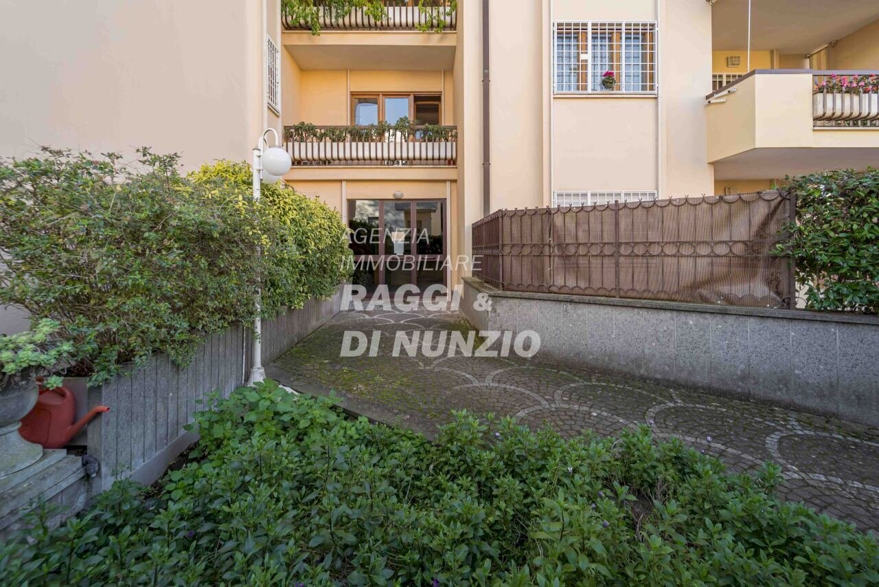 002_WEB.jpg - Mansarda V. Ungheria, Grottaferrata - foto 1