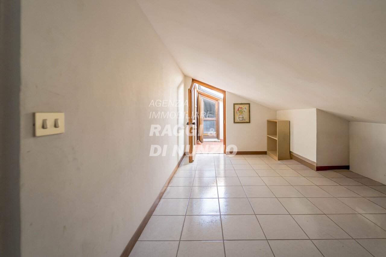 004_WEB.jpg - Mansarda V. Ungheria, Grottaferrata - foto 3