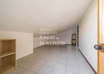 005_WEB.jpg - Mansarda V. Ungheria, Grottaferrata - foto 4