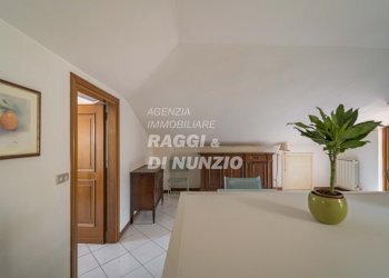 014_WEB.jpg - Mansarda V. Ungheria, Grottaferrata - foto 13